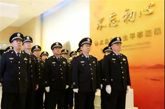 林州市公安局组织民警赴谷文昌纪念馆参观学习图2