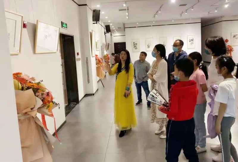 素心自知醉丹青——记欧洲中国文化艺术研究会专家委员会副会长丹萍
